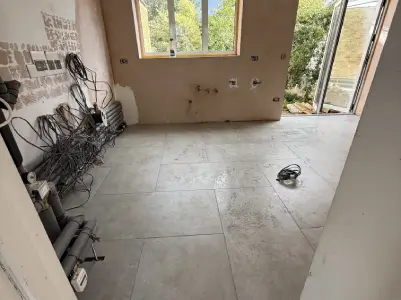 Open Plan Kitchen (1)